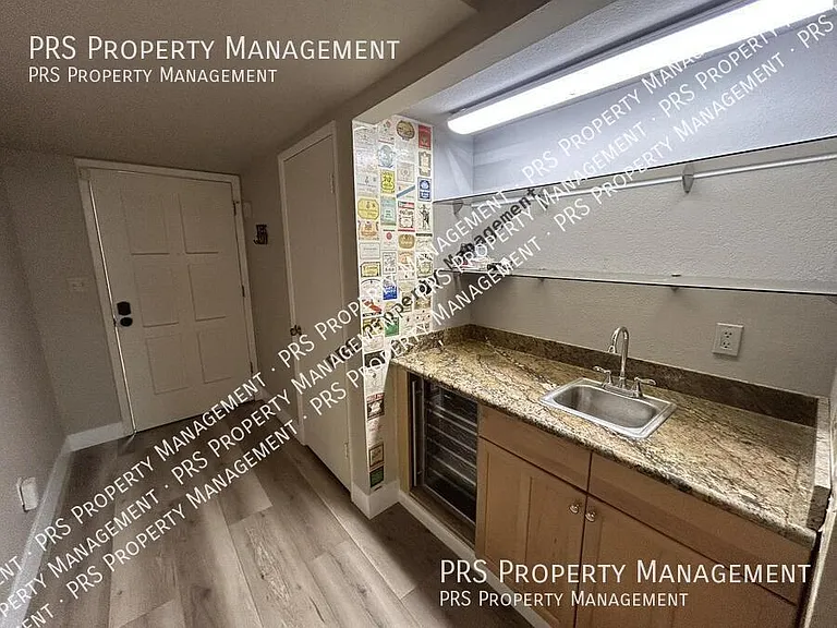 5100 N Miller Rd #11 — Photo 5