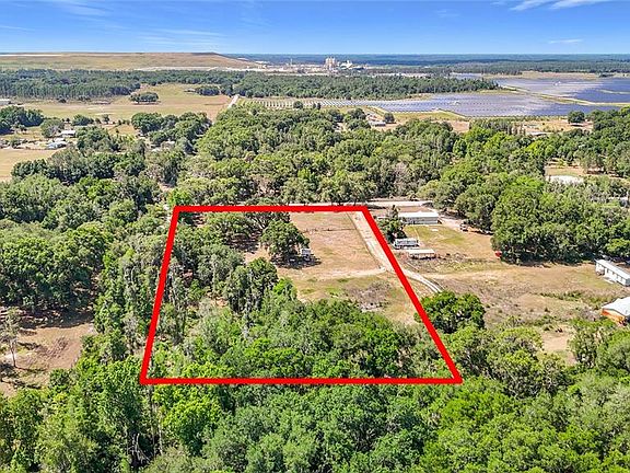 5th image of 40949 Jerry Rd