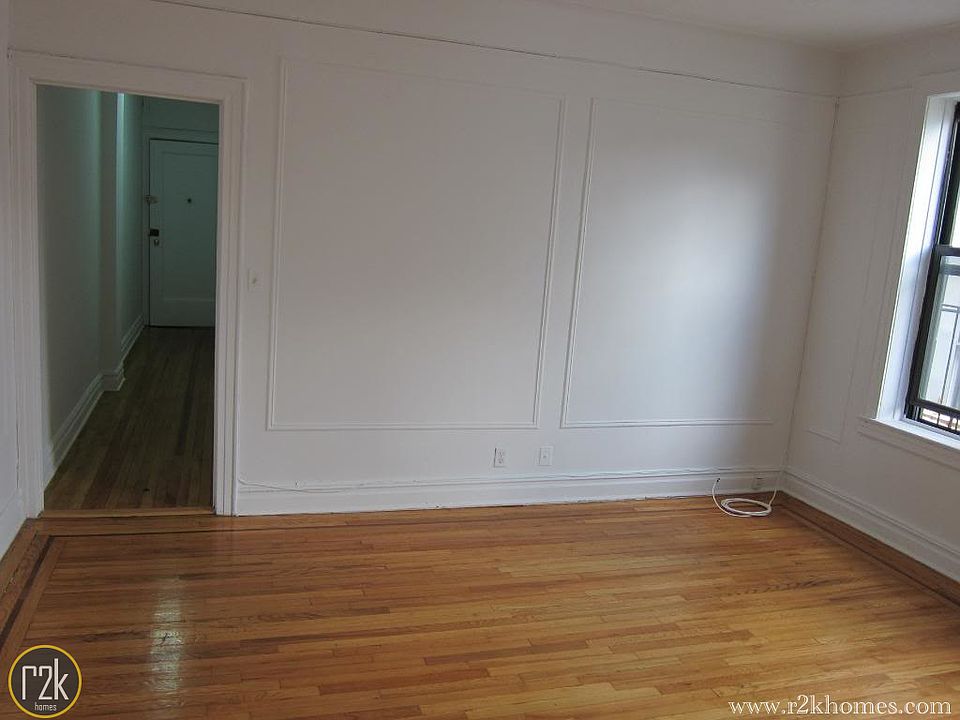 1st image of 3921 65th Pl APT 4D