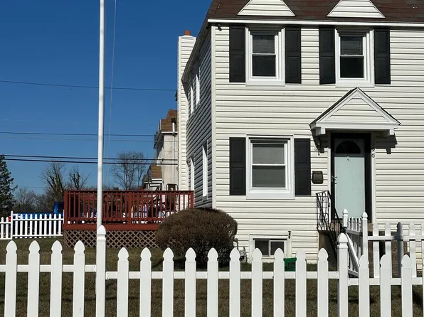 196 Bullens Ln, Woodlyn, PA 19094