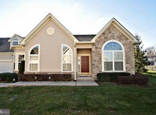 45 Villa Dr, Warminster, PA 18974