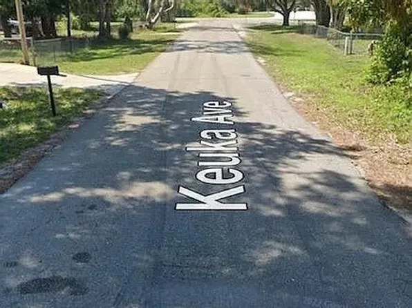 1404 Keuka Ave, North Fort Myers, FL 33917