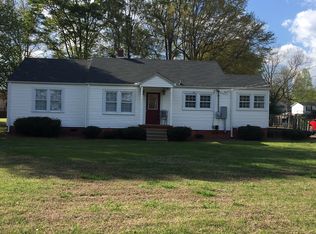 742 Gum Springs Rd, Taylors, SC 29687