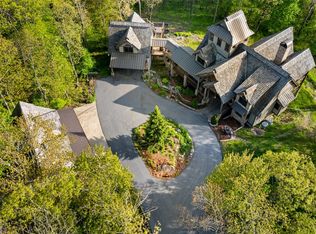 465 Falcon Ridge Rd BOX 1516, Sapphire, NC 28774