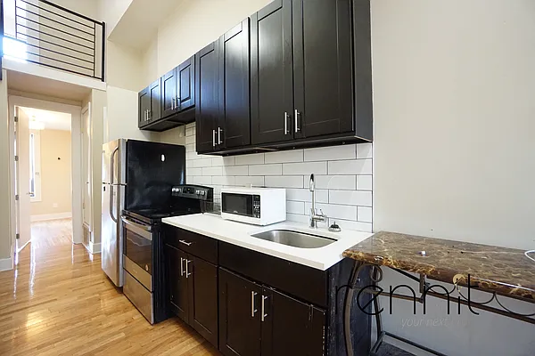 Rented by Rennit Inc. | media 23