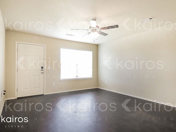 3rd image of 3896 Thomas St #A