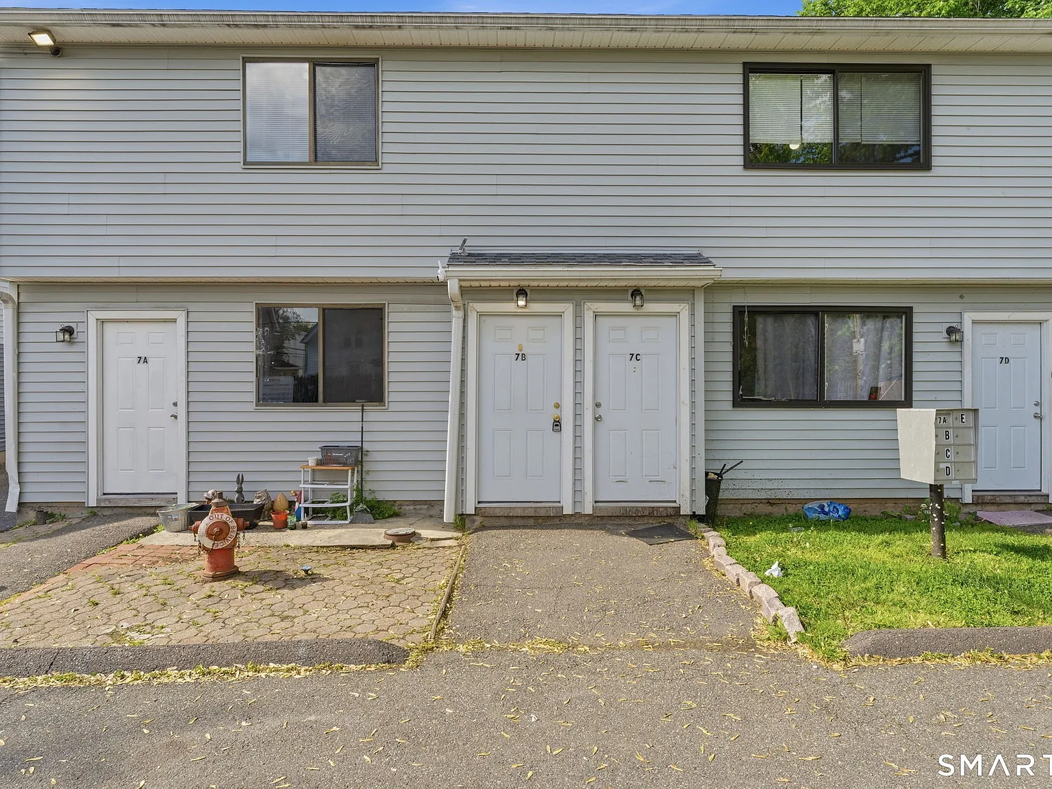 2 bed, 1.0 bath, 875 sqft, $1,395 — Photo 1