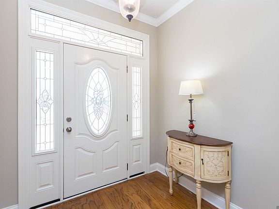 5th image of 3938 Meadow Ridge Dr