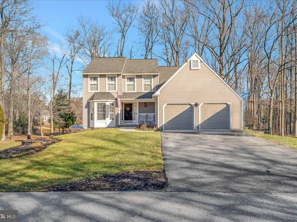 218 Timber Knoll Dr, Bear, DE 19701