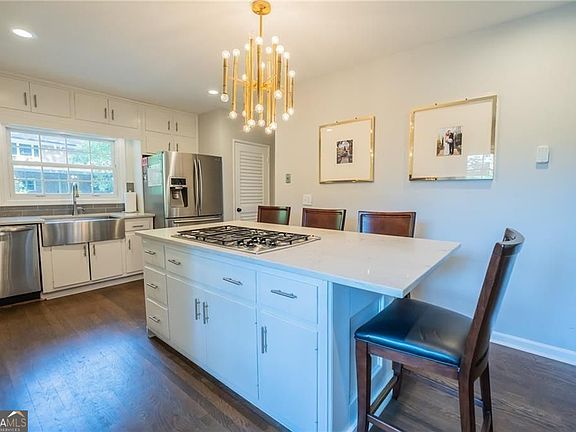 4th image of 1210 Lenox Cir NE #0