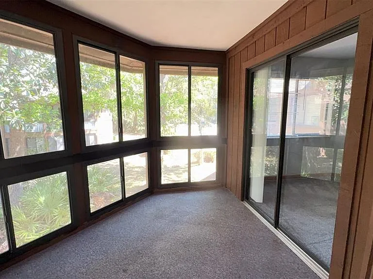 2 Pine Hurst Ln #2 — Photo 10