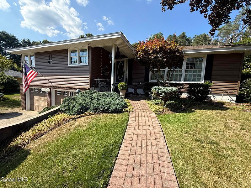 2nd image of 26 Bonner Drive