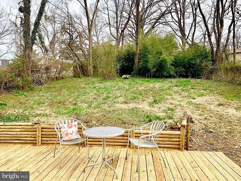 7400 Sportsman Dr — Photo 10