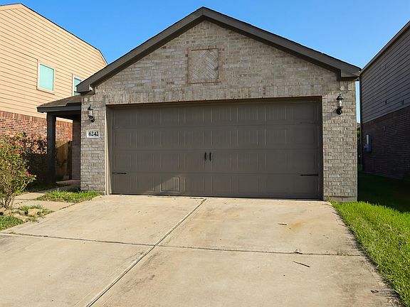 2nd image of 6242 El Topacio Dr