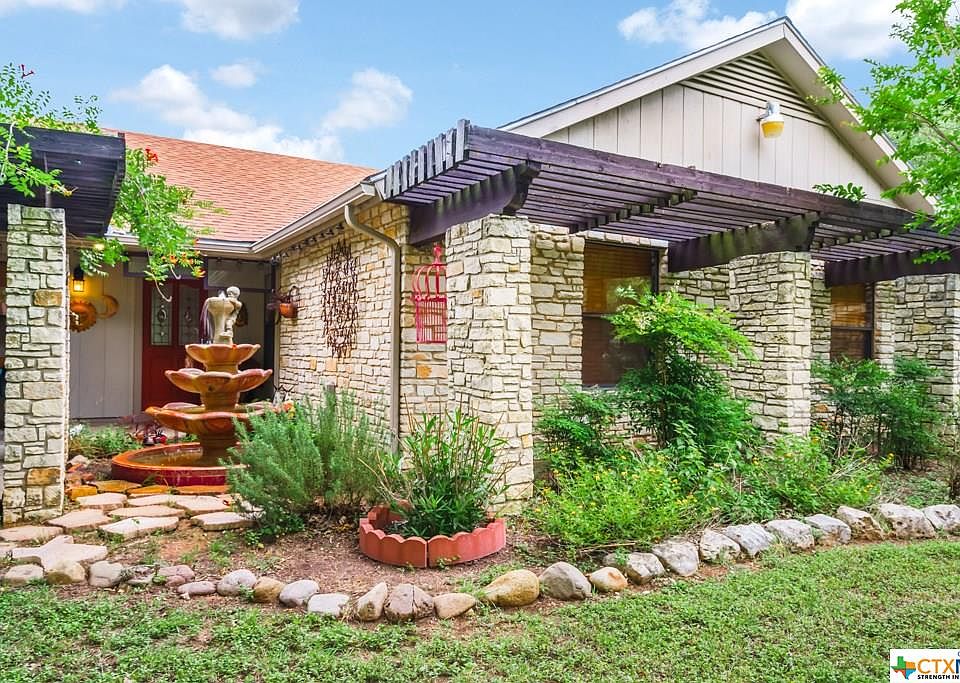 2nd image of 2813 Rolling Oaks
