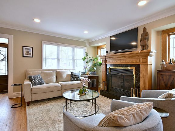 4th image of 484 S Cottage Hill Ave