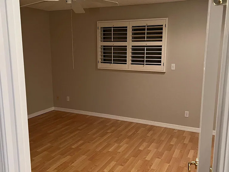 1068 E Fairmont Dr — Photo 8