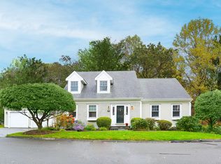 54 Easton Ct, Shelton, CT 06484