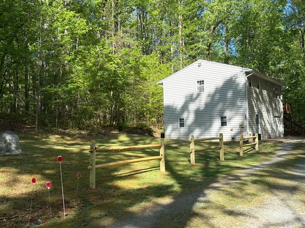 4367 Alpine Ln, Liberty, NC 27298