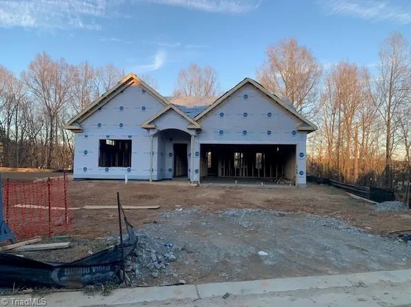 7569 Buckhaven Forest Dr, Kernersville, NC 27284