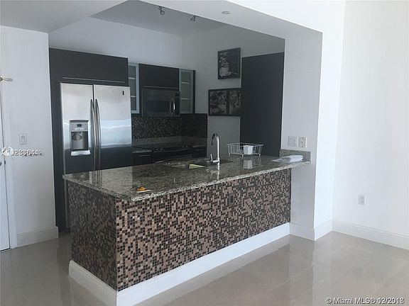 5th image of 950 Brickell Bay Dr APT 2403