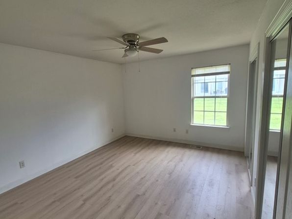 10515 E 45th Ter