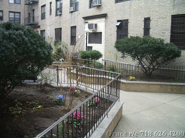 1st image of 3002 Broadway APT 4D