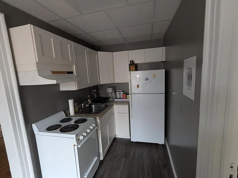 463 3rd St #5 — Photo 7