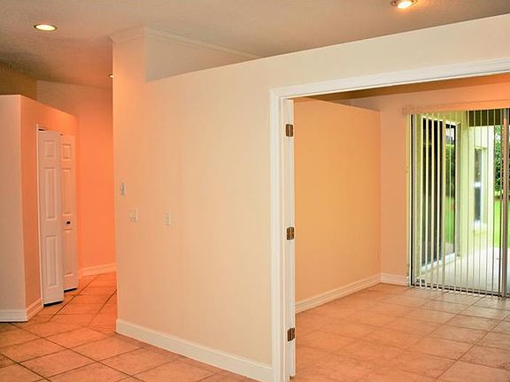 2nd image of 9519 Old Cypress Ct