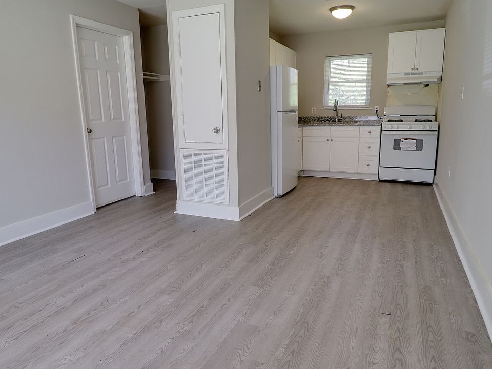 1st image of 104 White Oak St #45