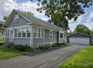 614 5th St SW, Waseca, MN 56093