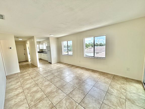 3rd image of 4224 62nd St W #4224