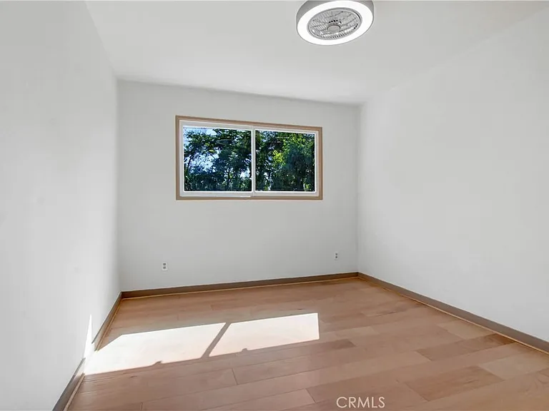 6904 Royer Ave — Photo 10