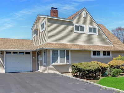 47 Elves Lane, Levittown, NY, 11756