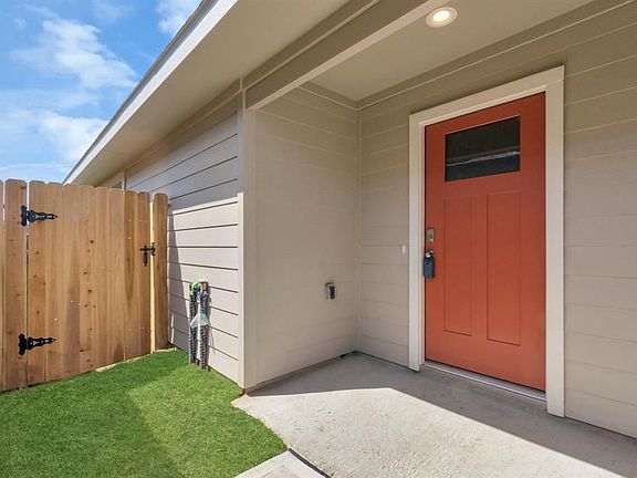 5th image of 2904 Gunnersbury Dr