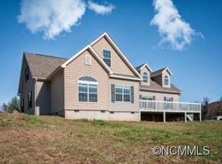 134 Reno Farm Rd, Canton, NC 28716