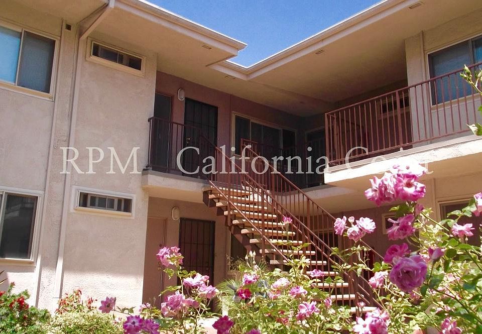 1st image of 8710 Belford Ave APT 216