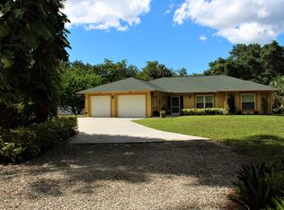 825 22nd Ave NW, Naples, FL 34120