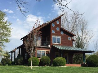 300 Chrisman Ln, Danville, KY 40422