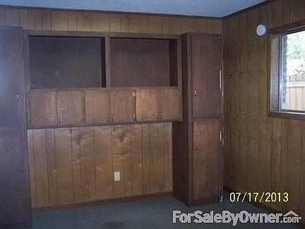 5th image of 1402 Olive St