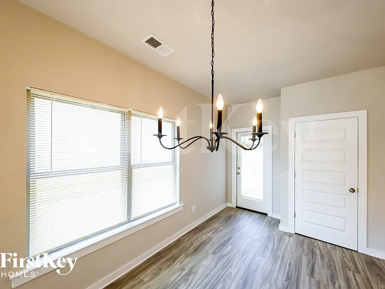 50 County Road 1701 — Photo 5