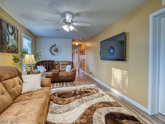 4th image of 6610 Lear Nagle Rd #156