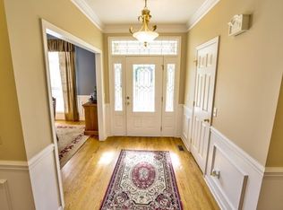 8507 Streamside Dr, Ooltewah, TN 37363