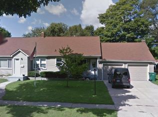 600 Isbell St, Howell, MI 48843