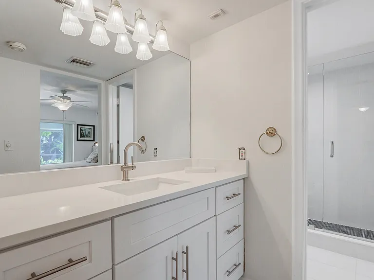 5540 Tamberlane Cir #118 — Photo 17