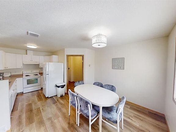 5th image of 10605 102nd St #A