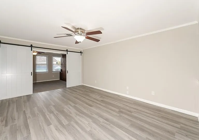 2505 W Broad St #122 — Photo 2