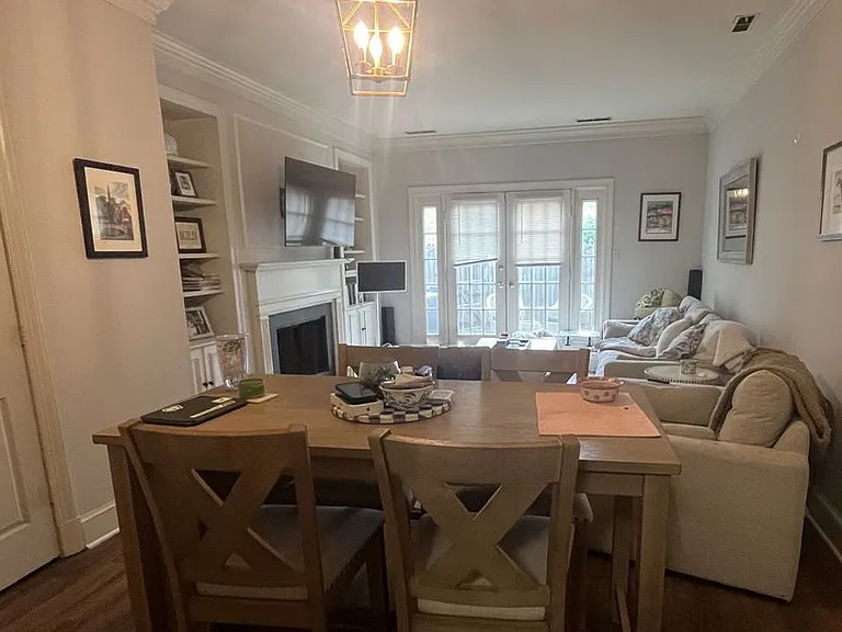 211 Oronoco St — Photo 7