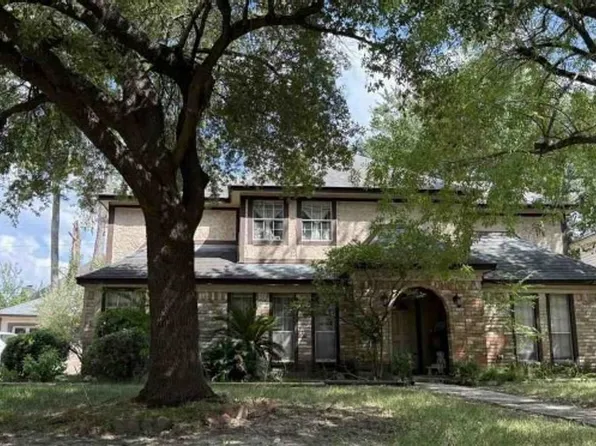 15714 T C Jester Blvd, Houston, TX 77068