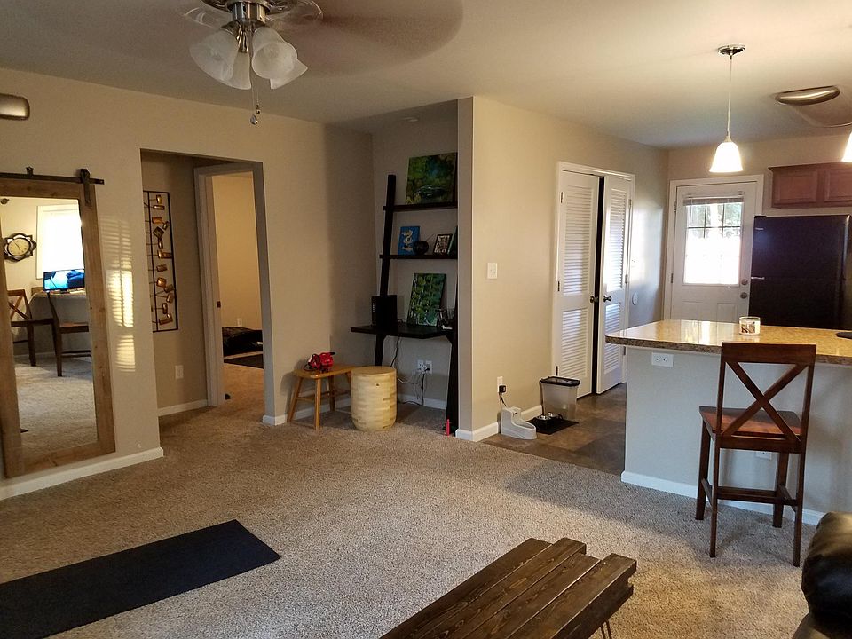 2nd image of 490 Gano Ave